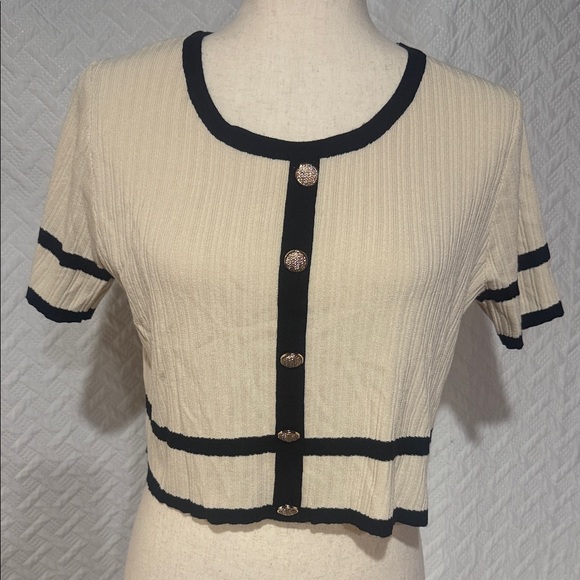 Dazy Tops - Chic Cream and Black Women's Button-Up Blouse